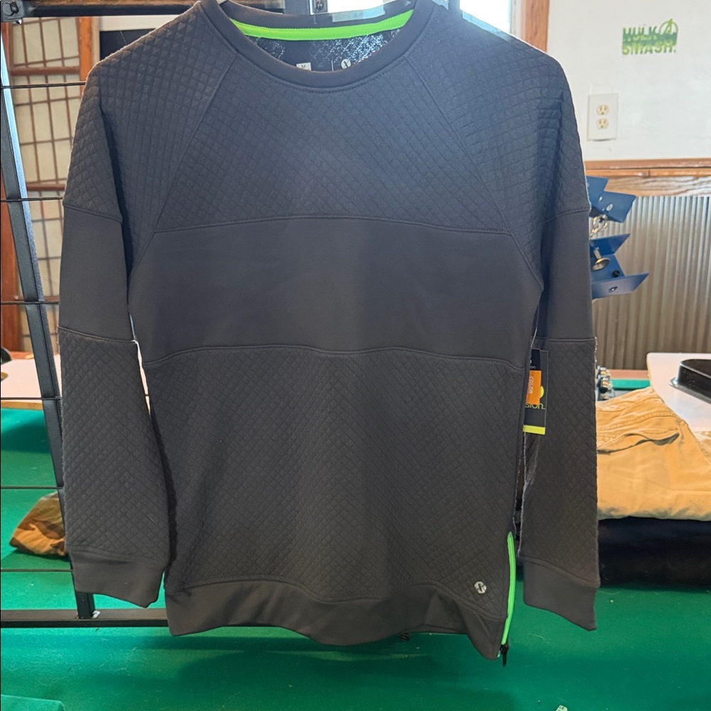 Gray Quilted Sweatshirt